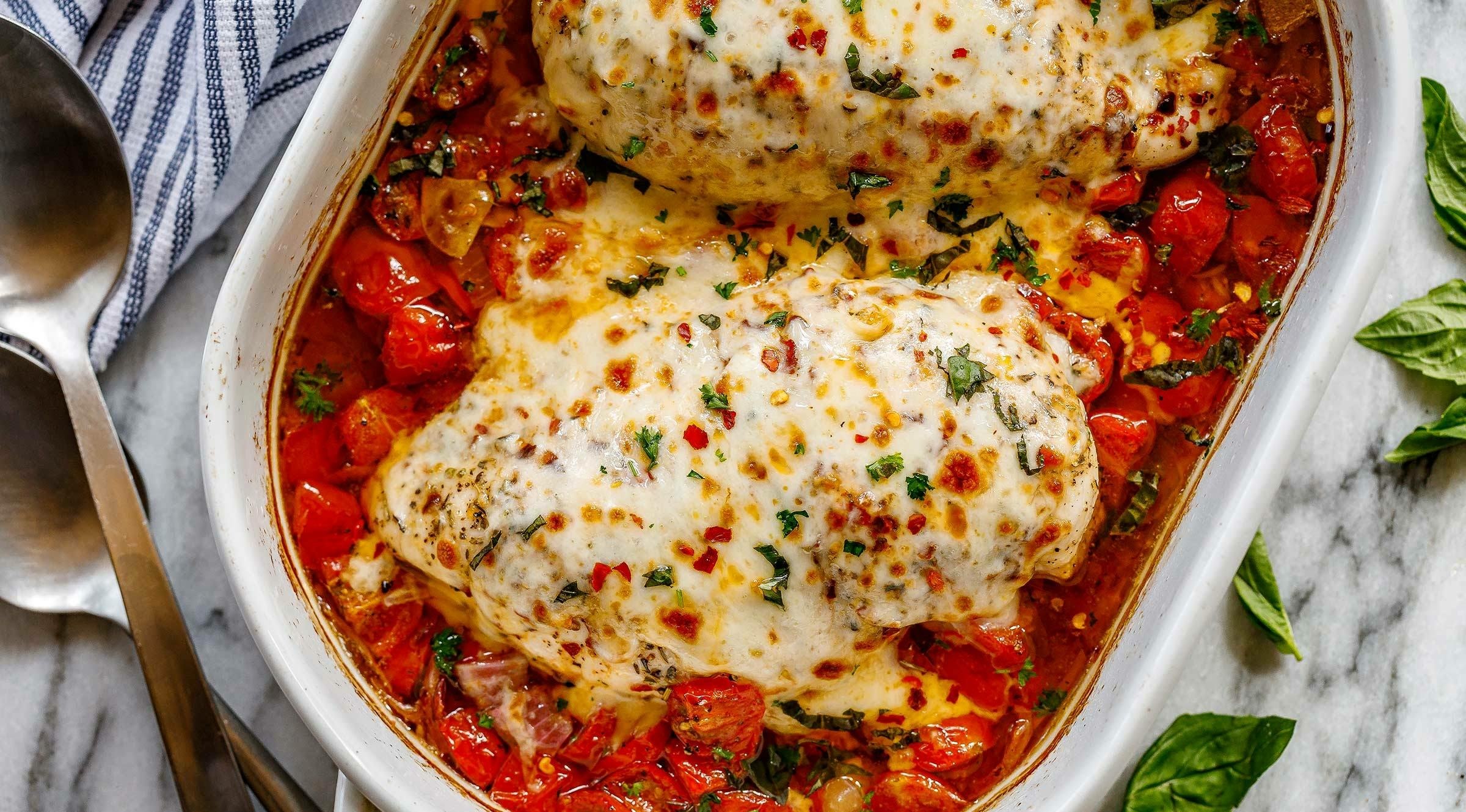 Paradicsomos csirke percek alatt? Íme egy tuti recept!